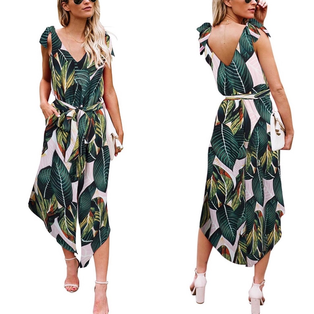 ✦NWT Sexy Wide Leg Belted Jumpsuit/Romper✦